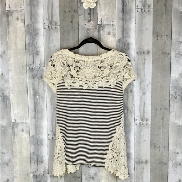 Anthropolgie Meadow Rue Lace Edge Tee XS EUC - Picture 3 of 8